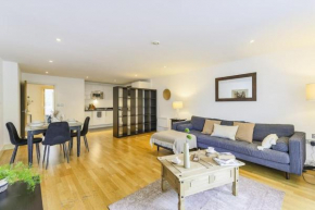 Luxurious 2-Bedroom Apartment